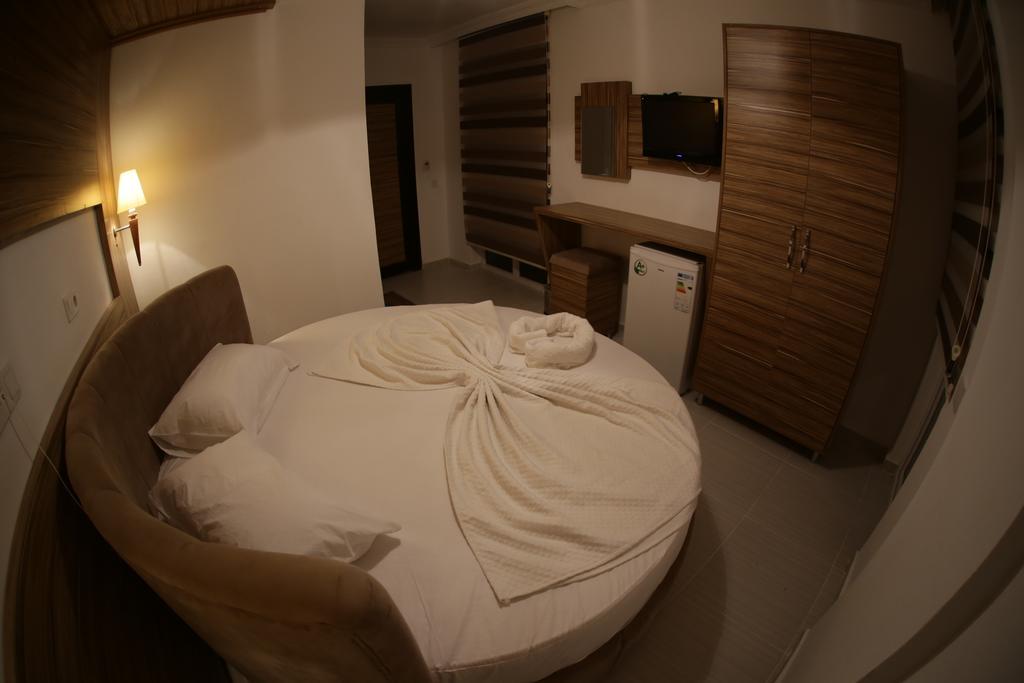 Araucaria Pension Antalya Phòng bức ảnh